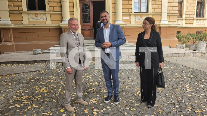 Gimnazija radi od ponedeljka